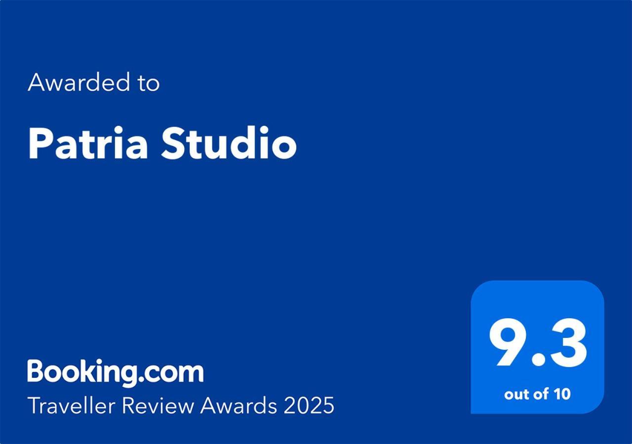 Patria Studio Boekarest Buitenkant foto