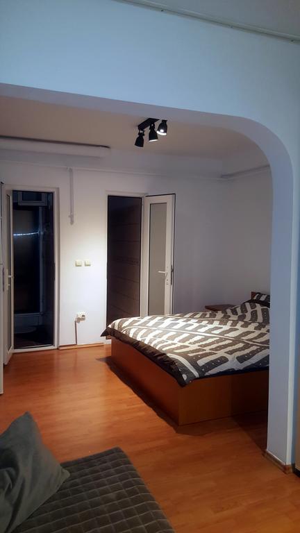 Patria Studio Boekarest Buitenkant foto