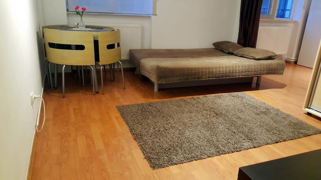 Patria Studio Boekarest Buitenkant foto